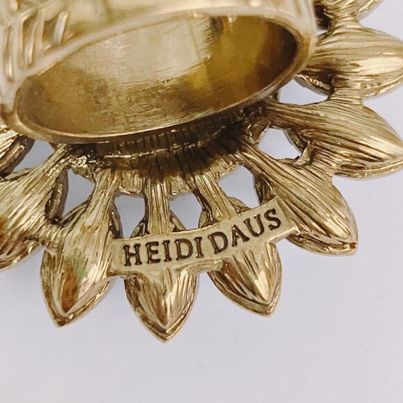 Heidi Daus Divine Miss Daisy Purple Blue Swarovski Crystal Cocktail Ring Size 7 - Picture 10 of 12